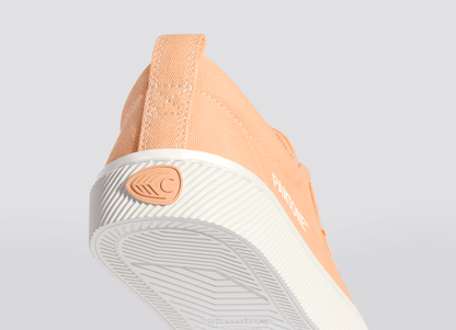 PANTONE OCA Canvas Contrast Thread Peach Fuzz