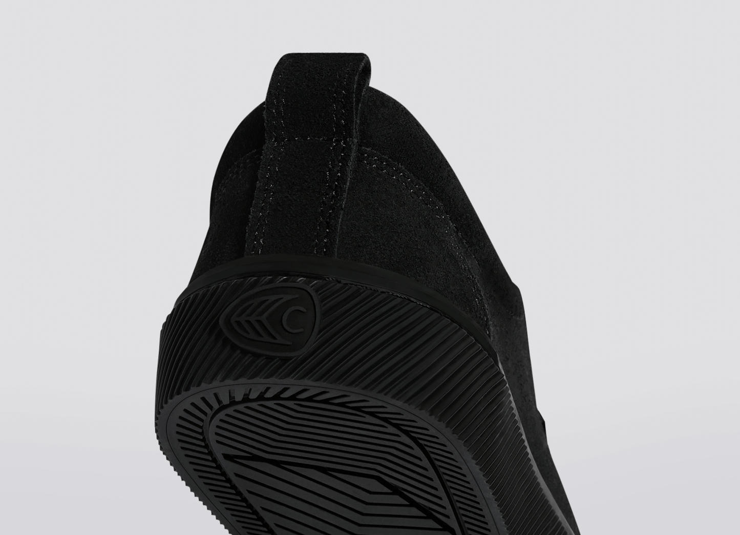 OCA Suede Speedhooks All Black