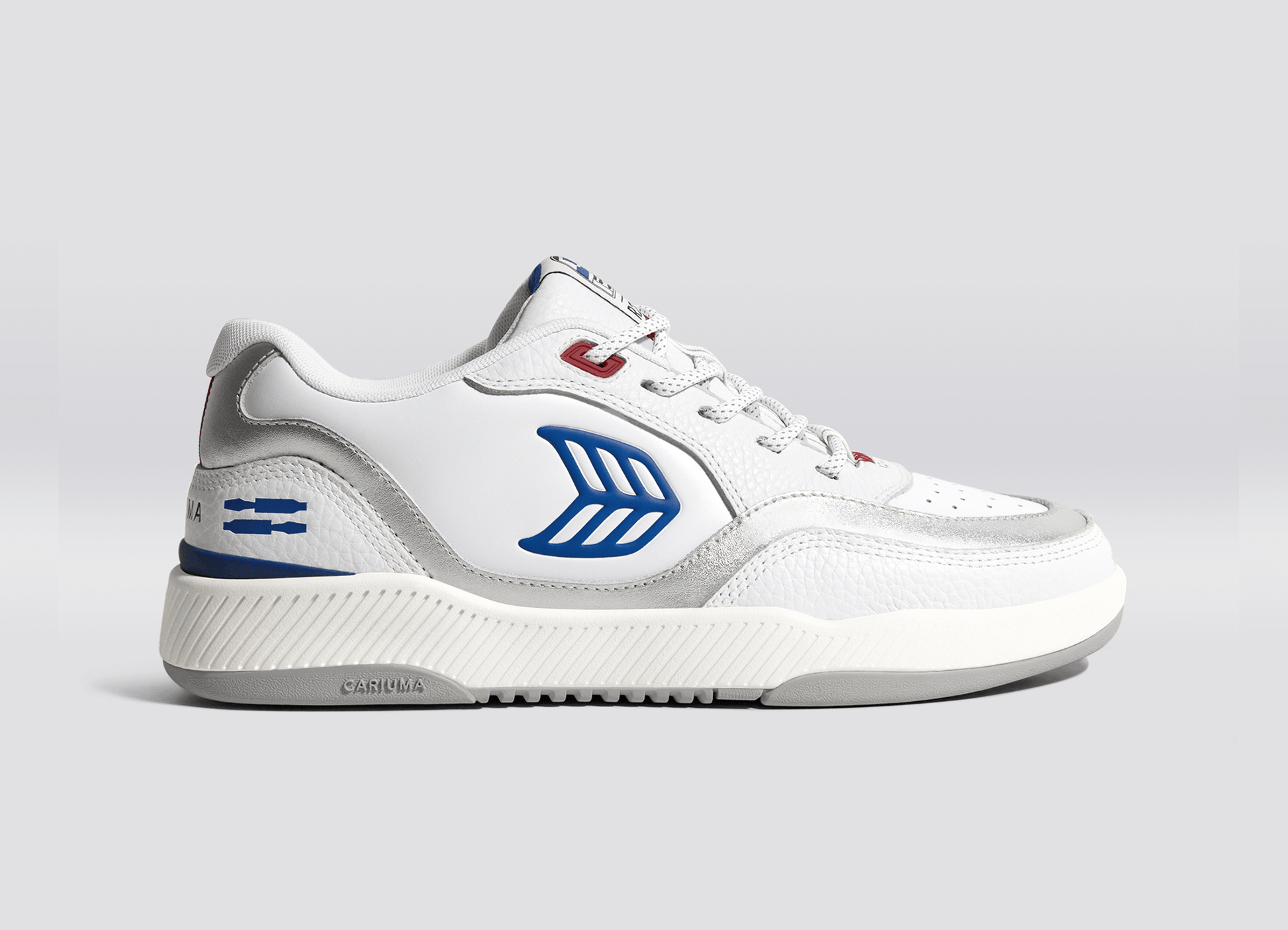 Star Wars Uba White Leather R2 d2 Blue Logo Sneaker Women by Cariuma