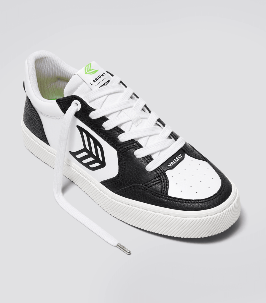 Sneakers white and black deals
