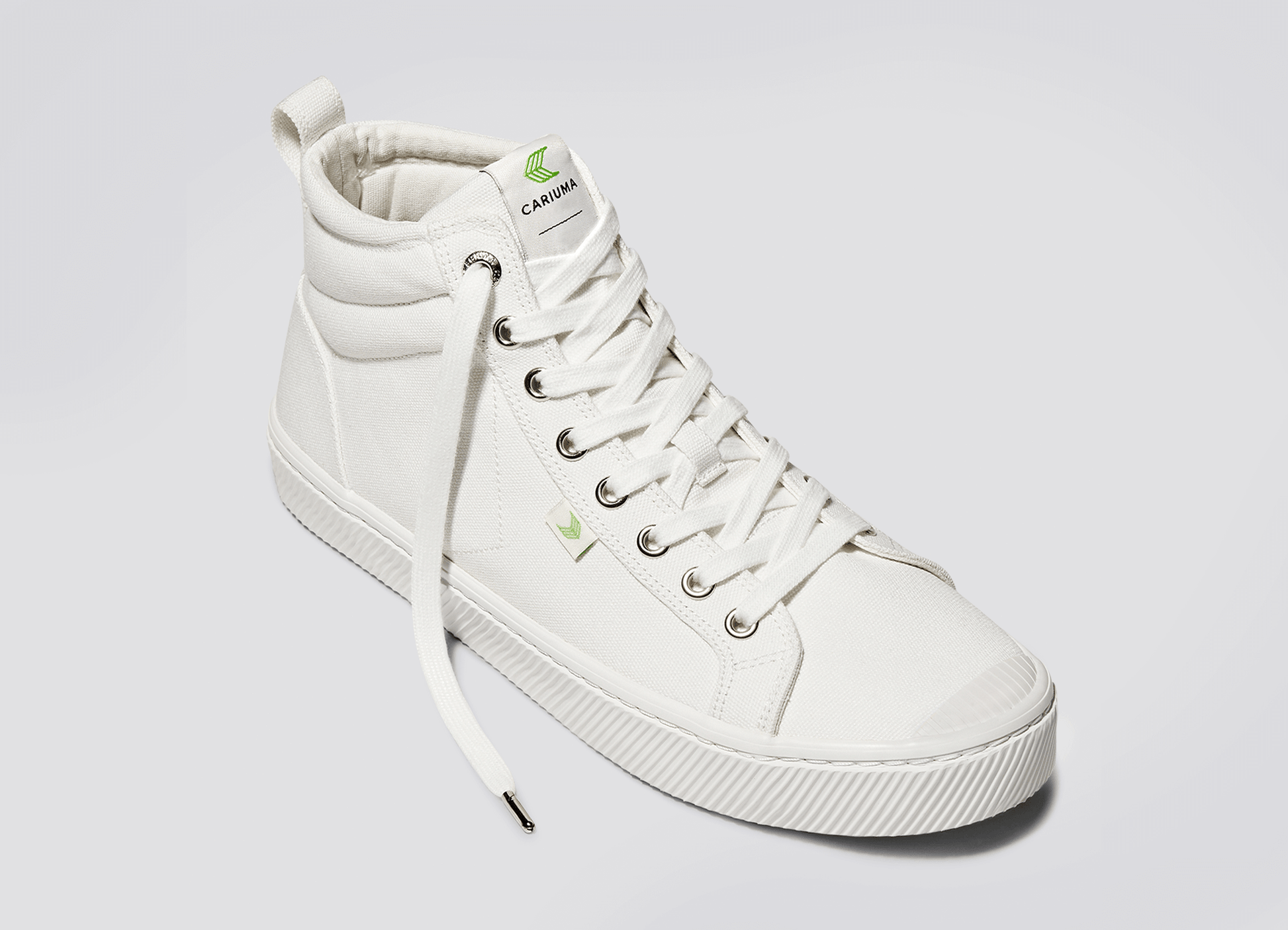 White High Top Canvas Sneakers OCA High – CARIUMA