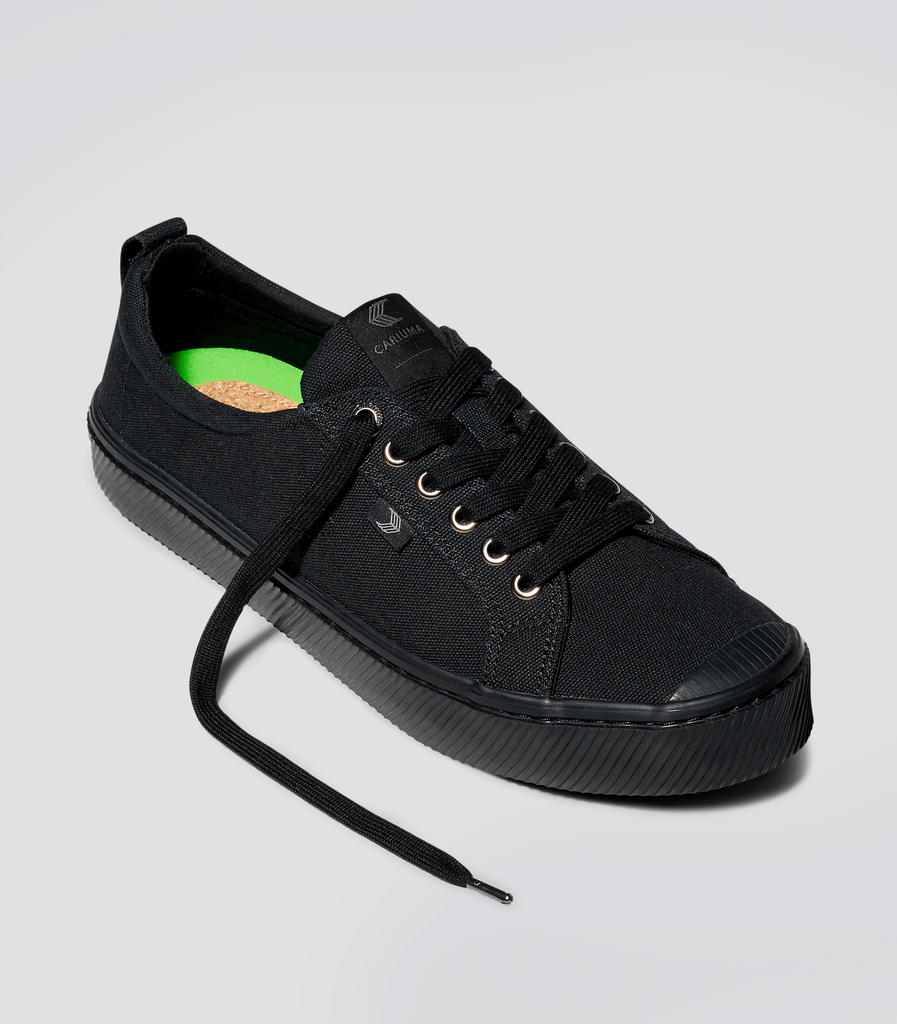 Full black canvas sales shoes