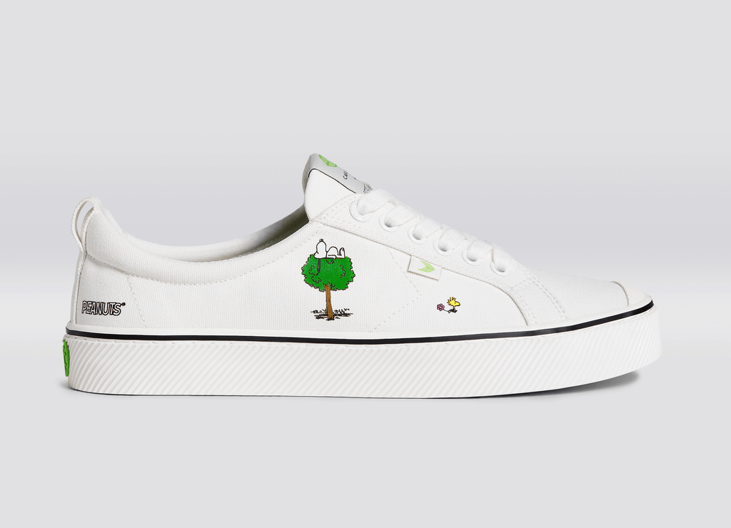 Snoopy top tennis shoes